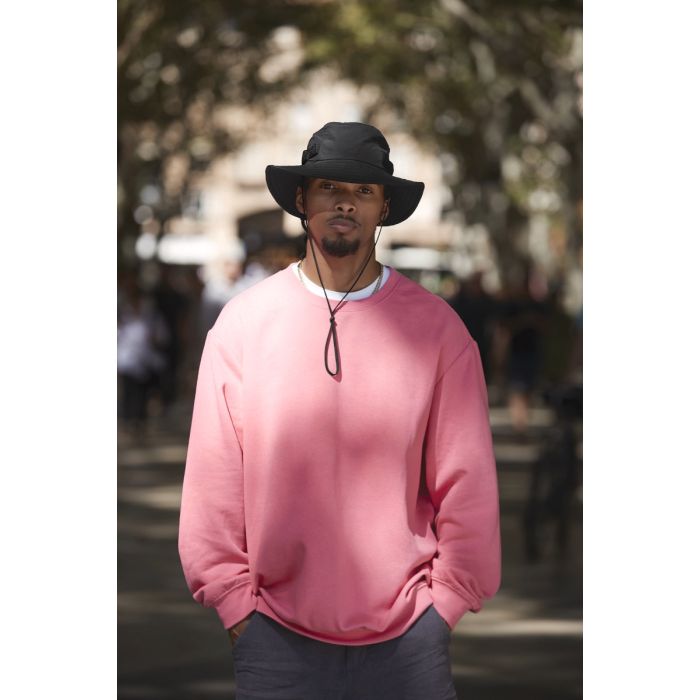 Outdoor adventure hoed